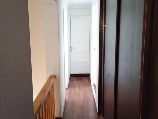 DUPLEX